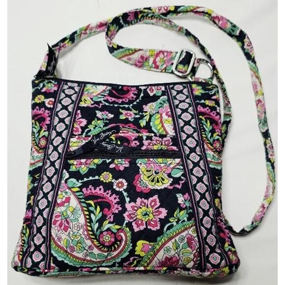 Vera Bradley Petal Paisley Hipster Quilted Crossbody/Shoulder Purse Retired - Picture 1 of 10
